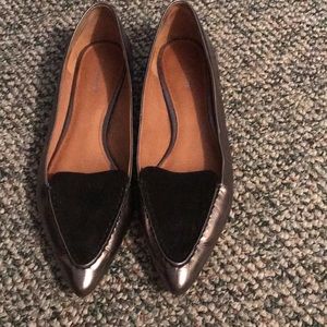 Coach silver leather & black suede pointy flats